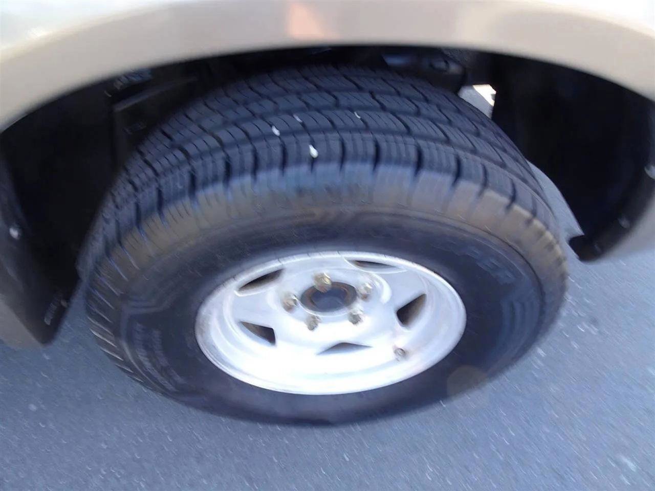 Used 2006 Dodge Dakota SLT w/ SLT Value Group image 12