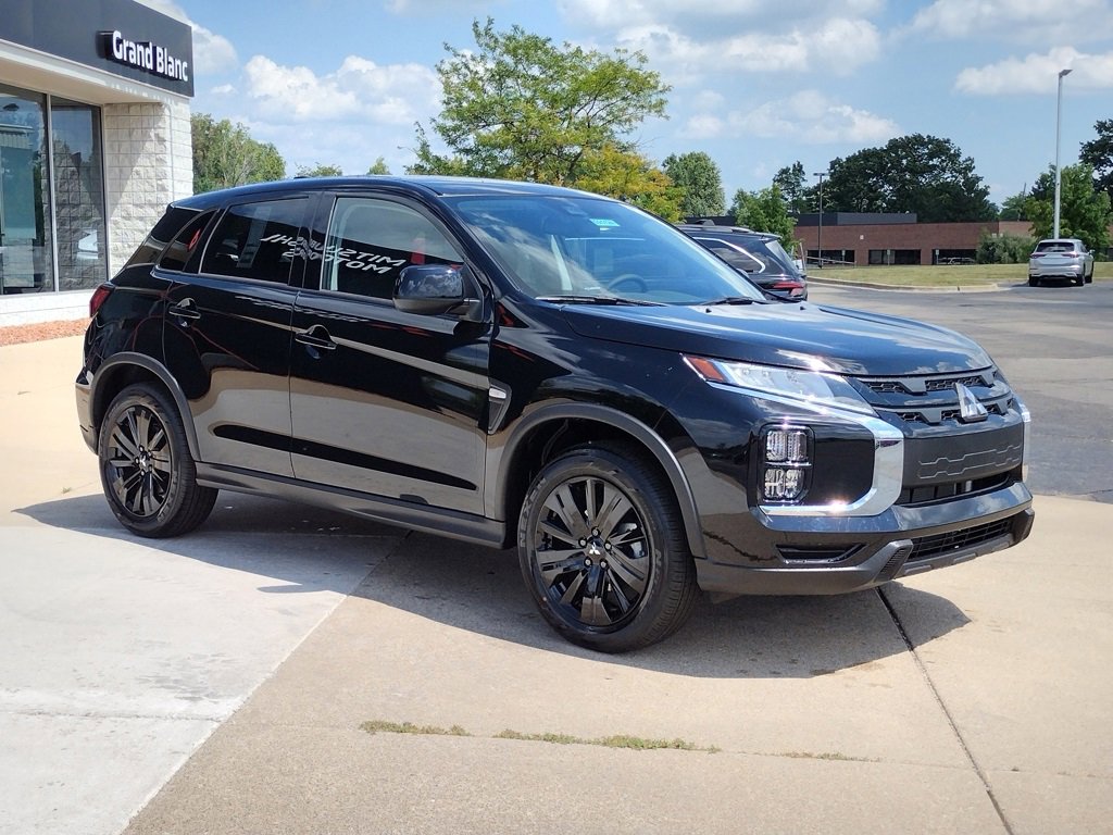 New 2025 Mitsubishi Outlander Sport LE image 12