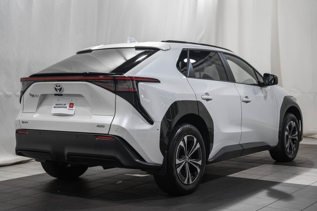 Used 2024 Toyota bZ4X XLE image 4