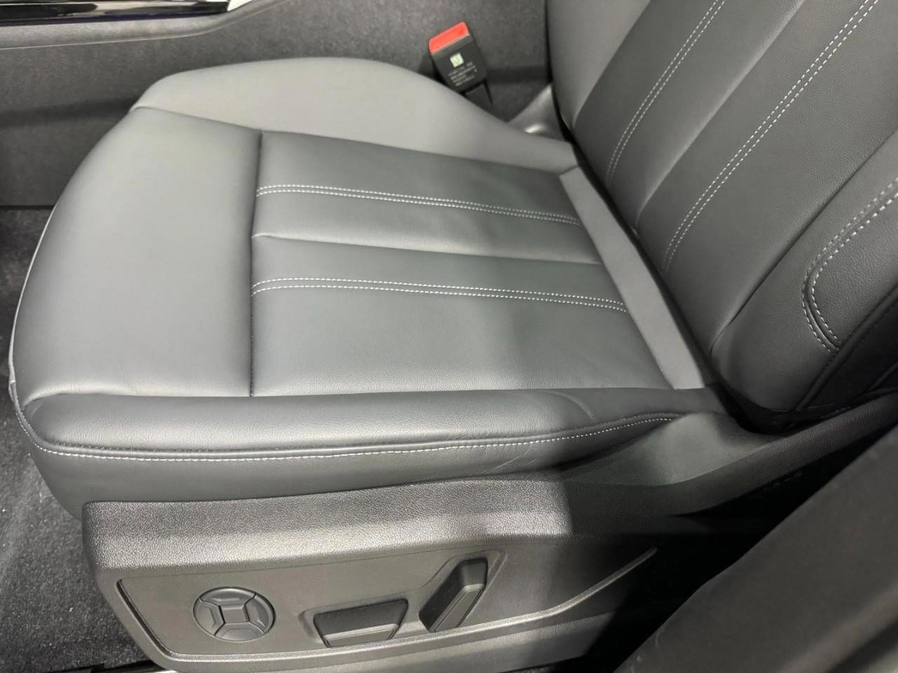 New 2025 Audi Q5 Premium image 23