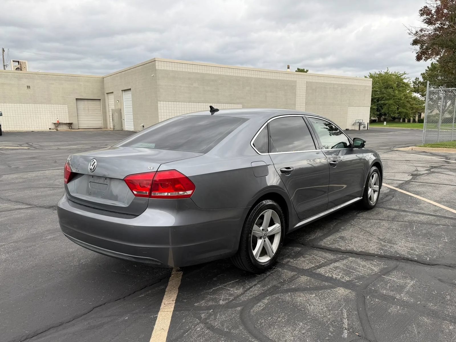Used 2013 Volkswagen Passat 2.5 SE FWD image 5