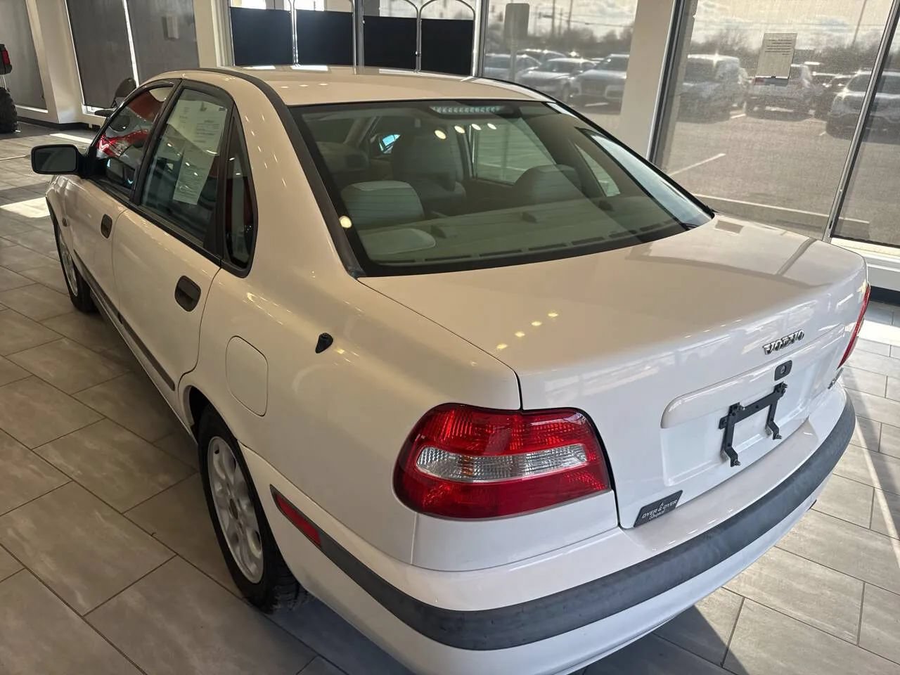 Used 2001 Volvo S40 FWD image 10