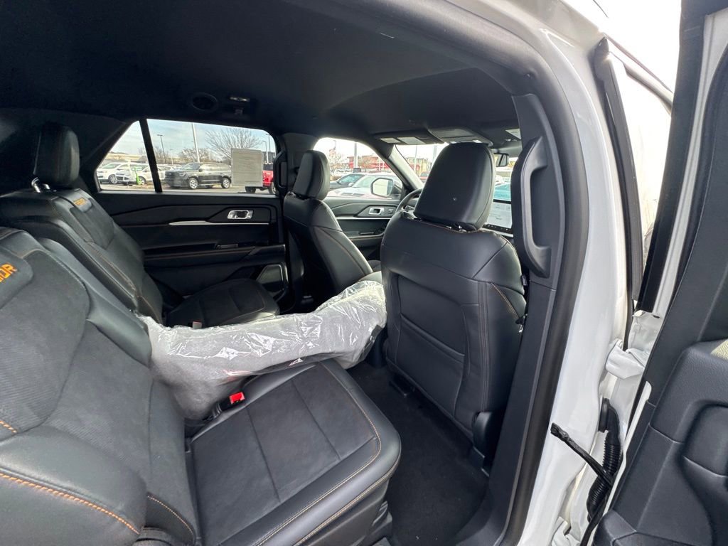 New 2026 Ford Explorer Tremor w/ Tremor Convenience Package image 13