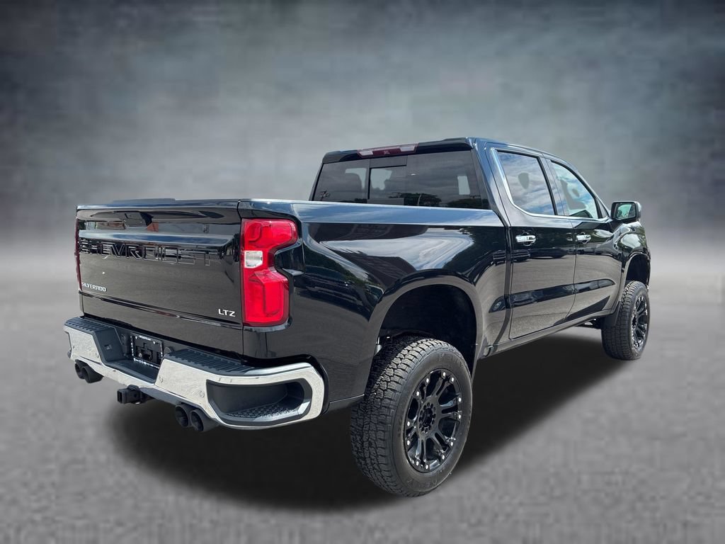 Used 2019 Chevrolet Silverado 1500 LTZ w/ LTZ Premium Package AWD/4WD image 5
