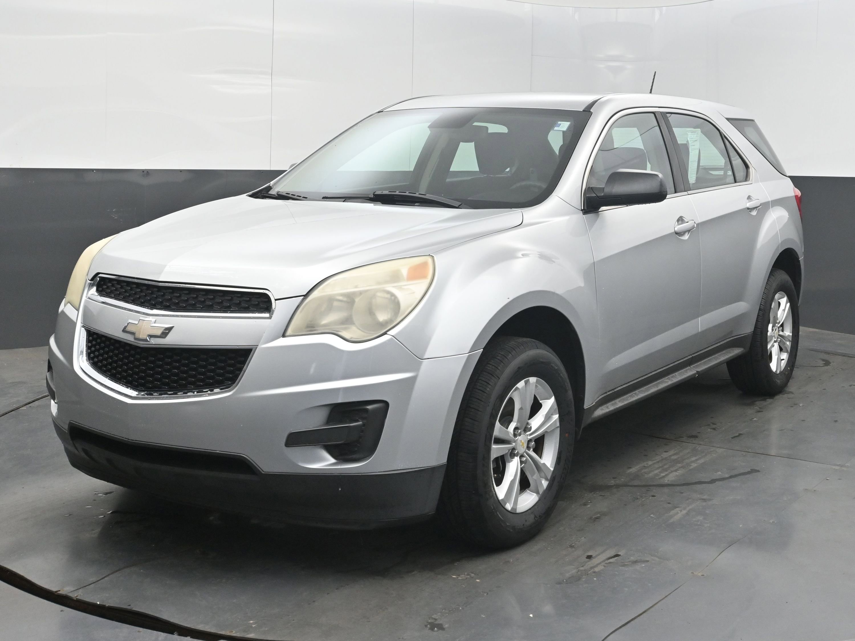 Used 2013 Chevrolet Equinox LS FWD image 3