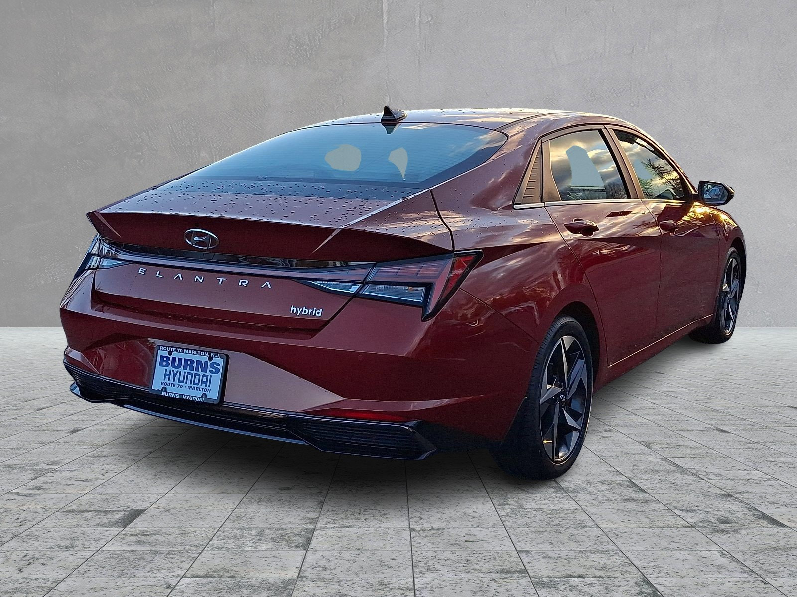 Used 2022 Hyundai Elantra Limited w/ Cargo Package image 12