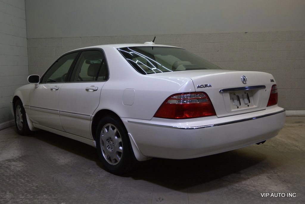 Used 2004 Acura RL image 3