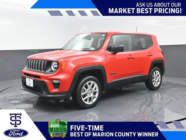 Used 2023 Jeep Renegade Latitude AWD/4WD image 1
