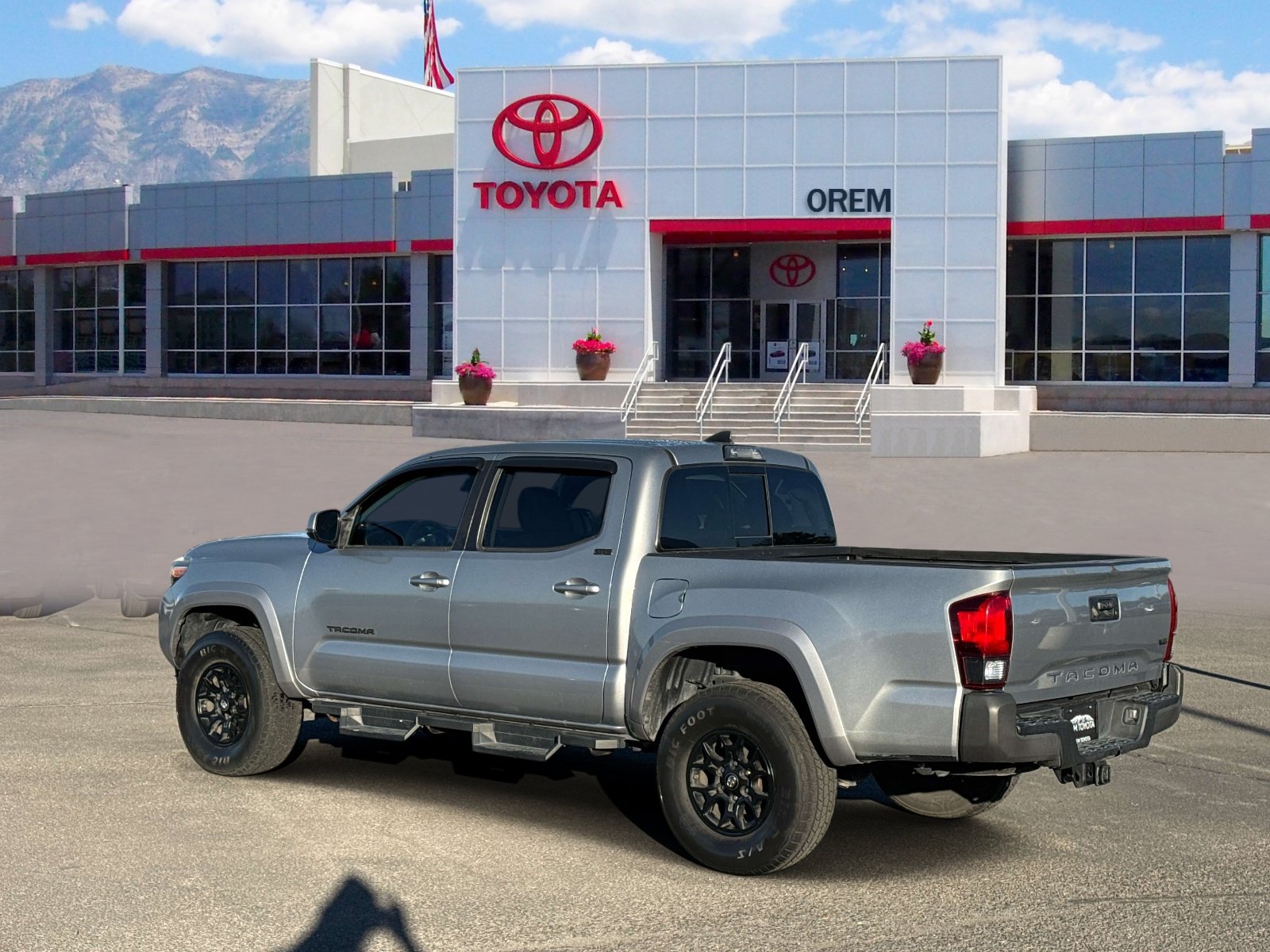 Used 2019 Toyota Tacoma SR5 RWD image 6
