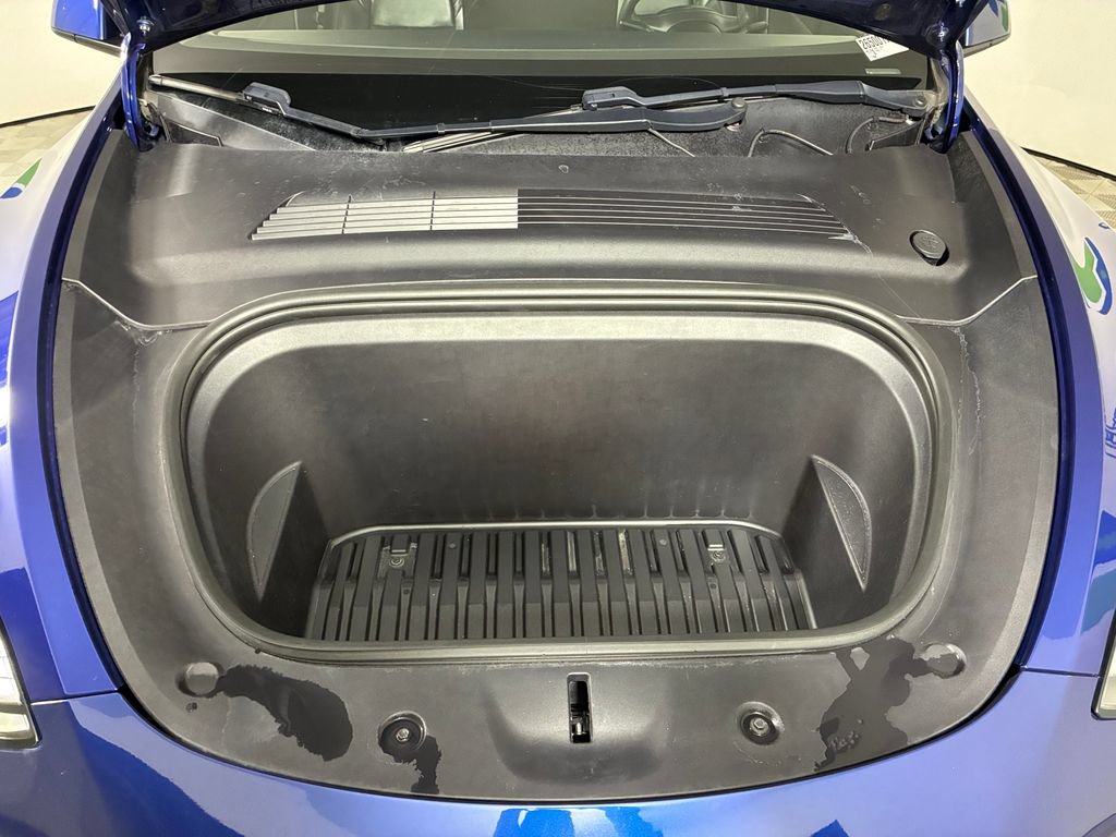 Used 2020 Tesla Model Y Long Range AWD/4WD image 30