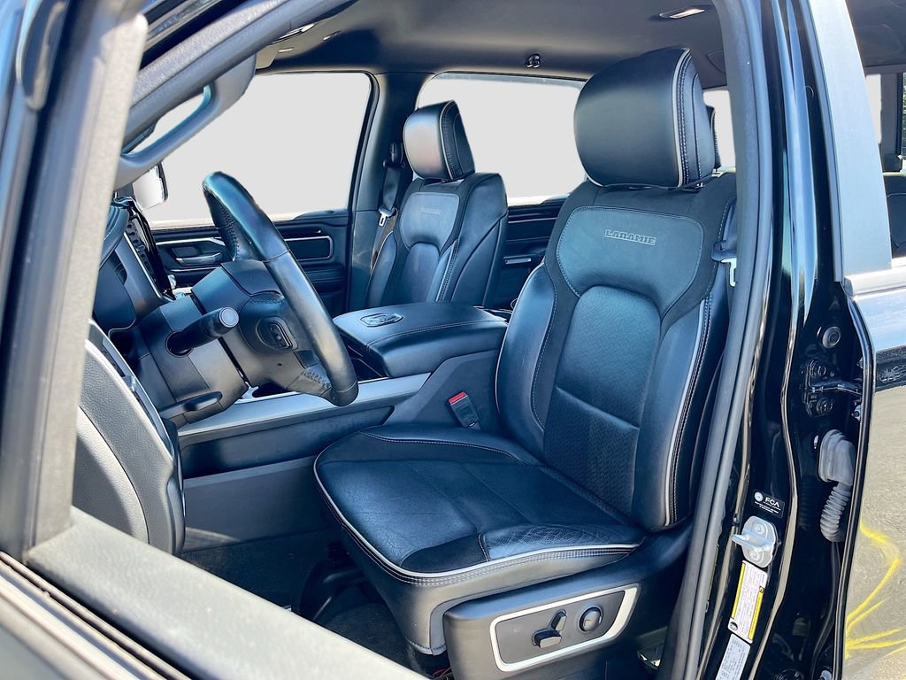 Used 2022 RAM 1500 Laramie w/ Sport Appearance Package image 21