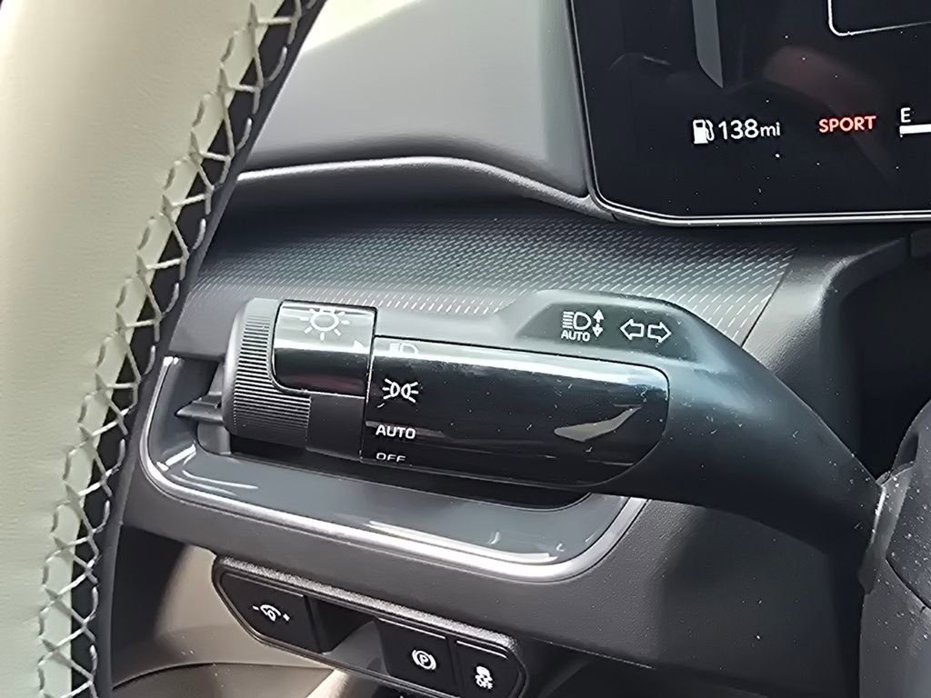 Certified 2025 Kia K4 GT-Line image 24