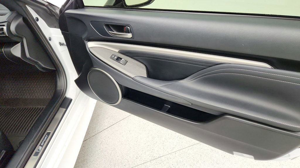 Used 2022 Lexus RC 350 F Sport image 26