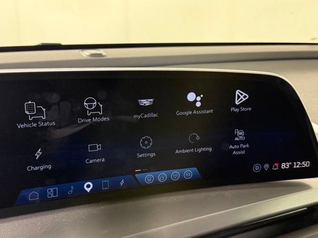 Certified 2026 Cadillac Vistiq Luxury w/ LPO, Floor Liner Package AWD/4WD image 20