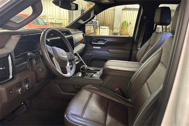 Used 2024 GMC Sierra 2500 SLE w/ SLE Convenience Package image 9