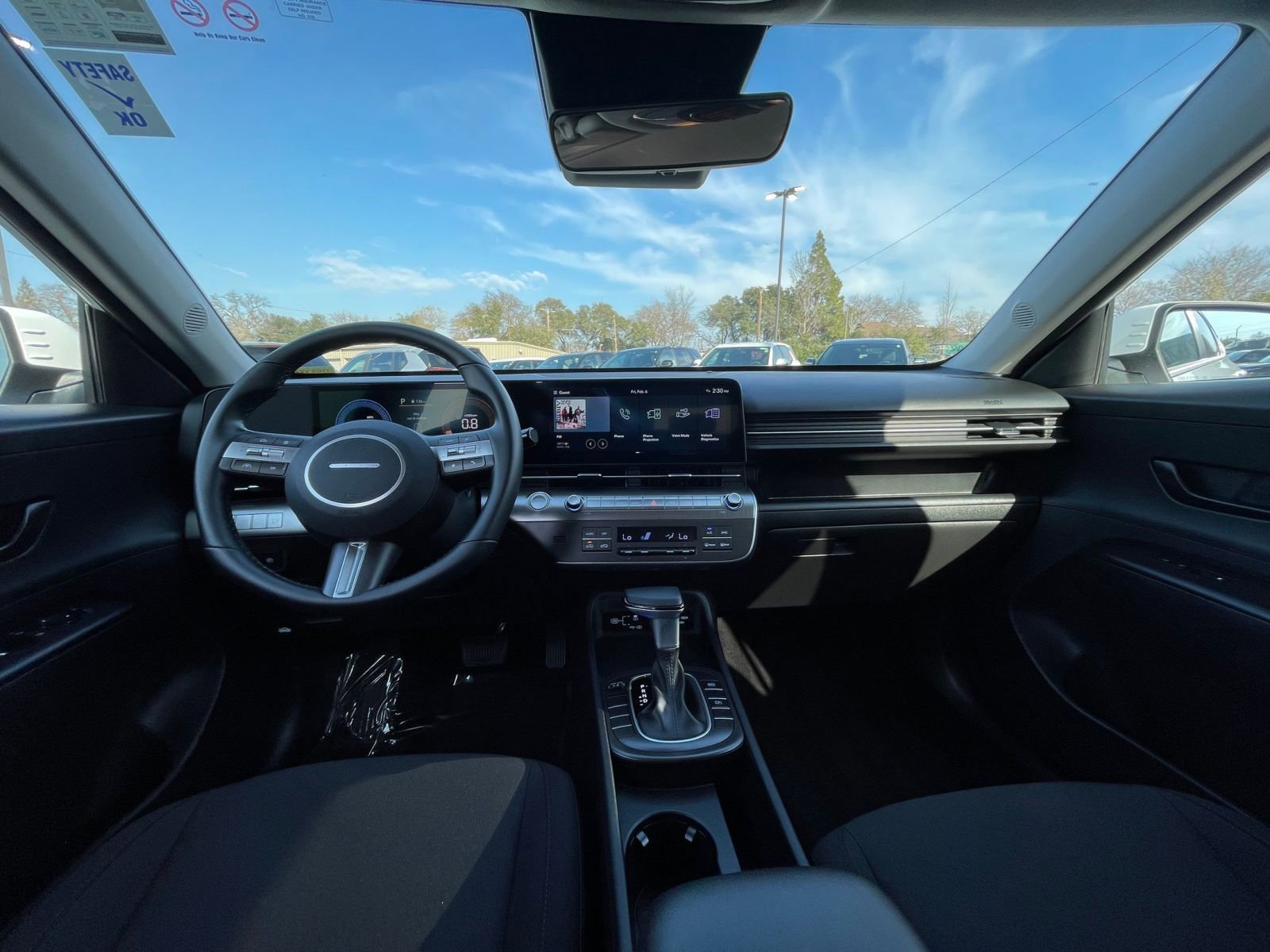 Used 2025 Hyundai Kona SEL image 34