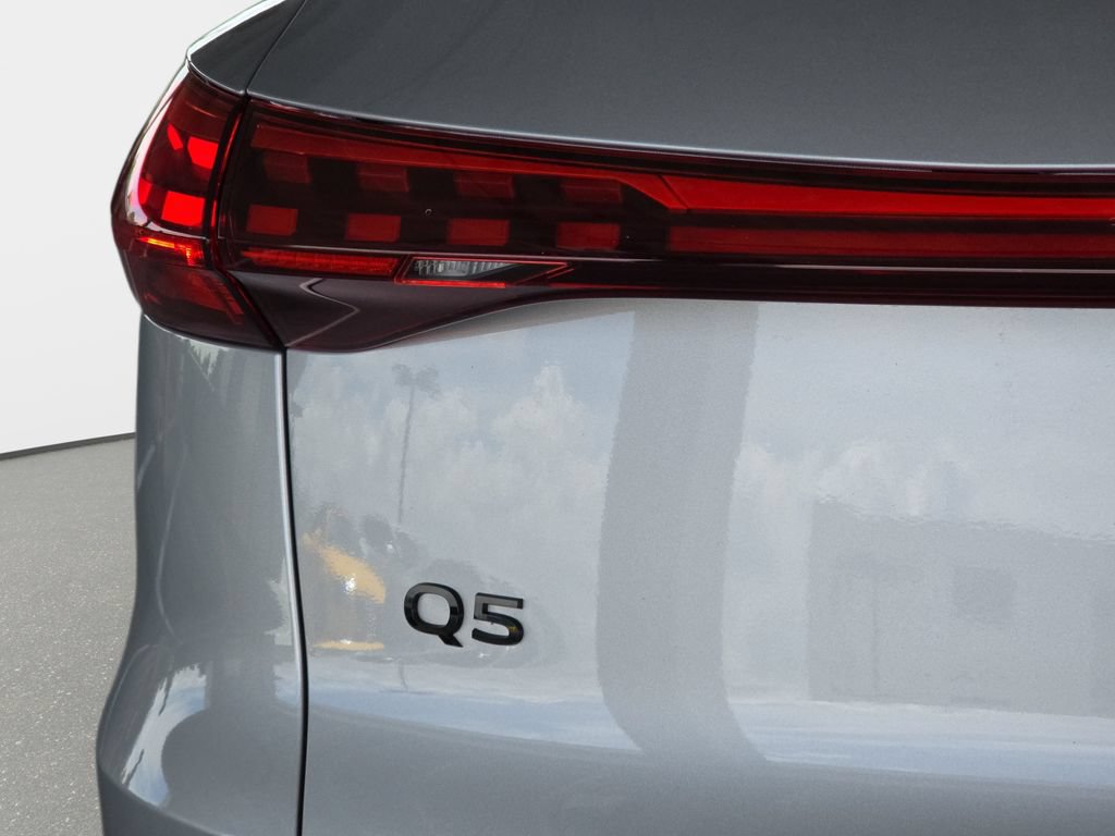 Certified 2025 Audi Q5 Premium w/ Convenience Package AWD/4WD image 26