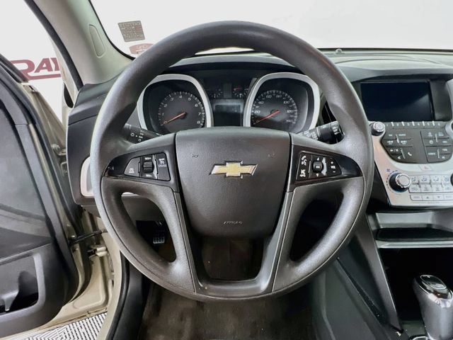 Used 2016 Chevrolet Equinox LS AWD/4WD image 12