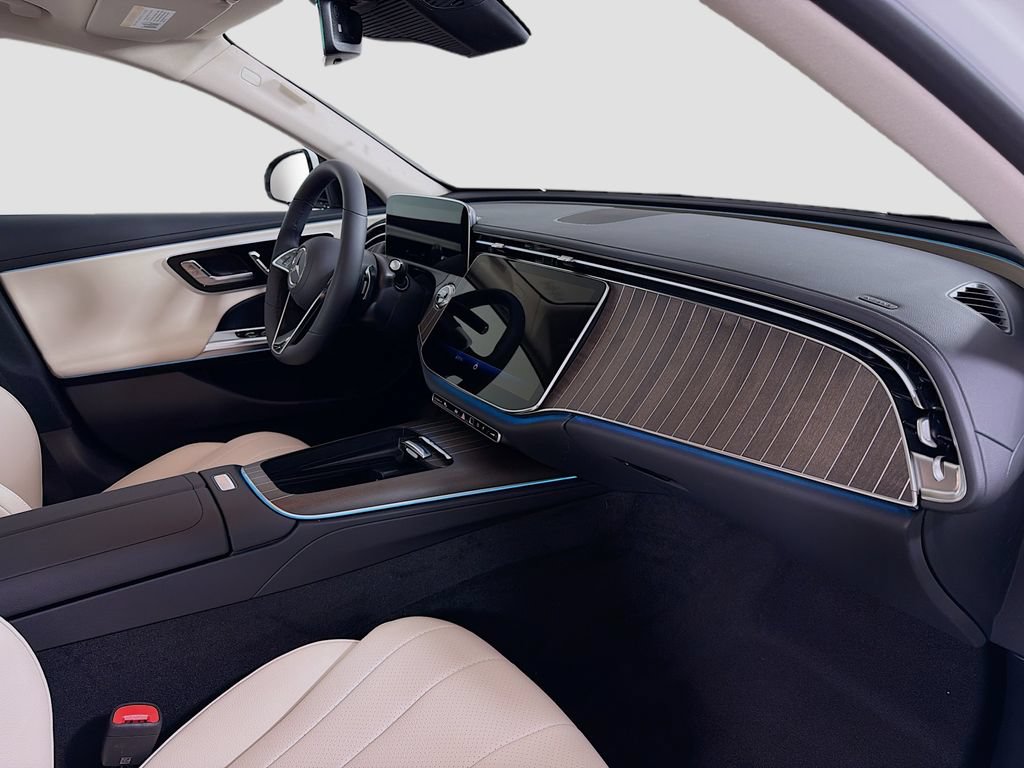 New 2026 Mercedes-Benz E 350 4MATIC Sedan image 31