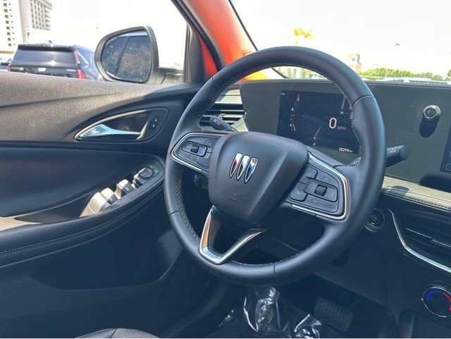 Certified 2025 Buick Encore GX Preferred FWD image 14