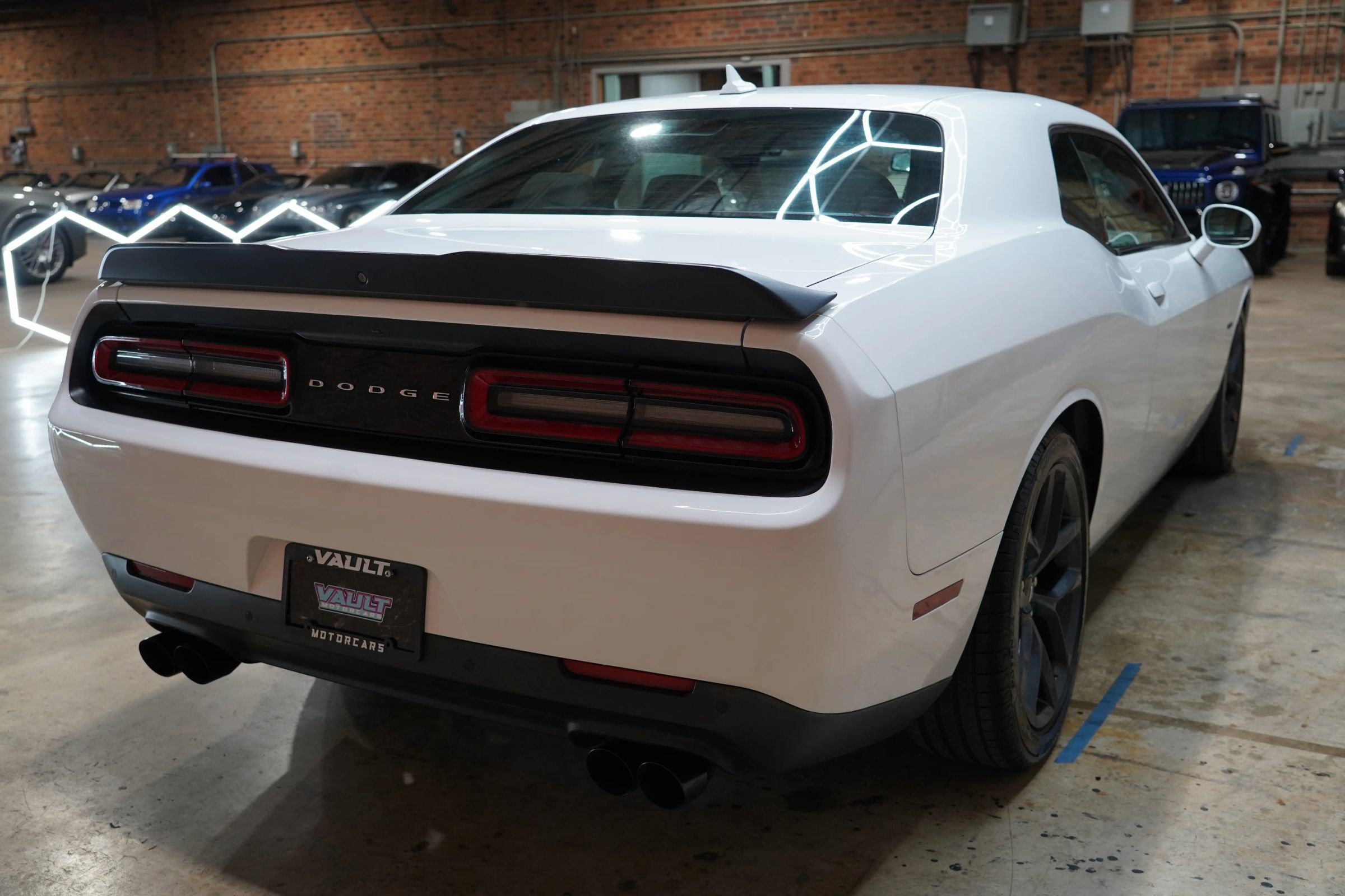 Used 2019 Dodge Challenger R/T w/ Blacktop Package image 17