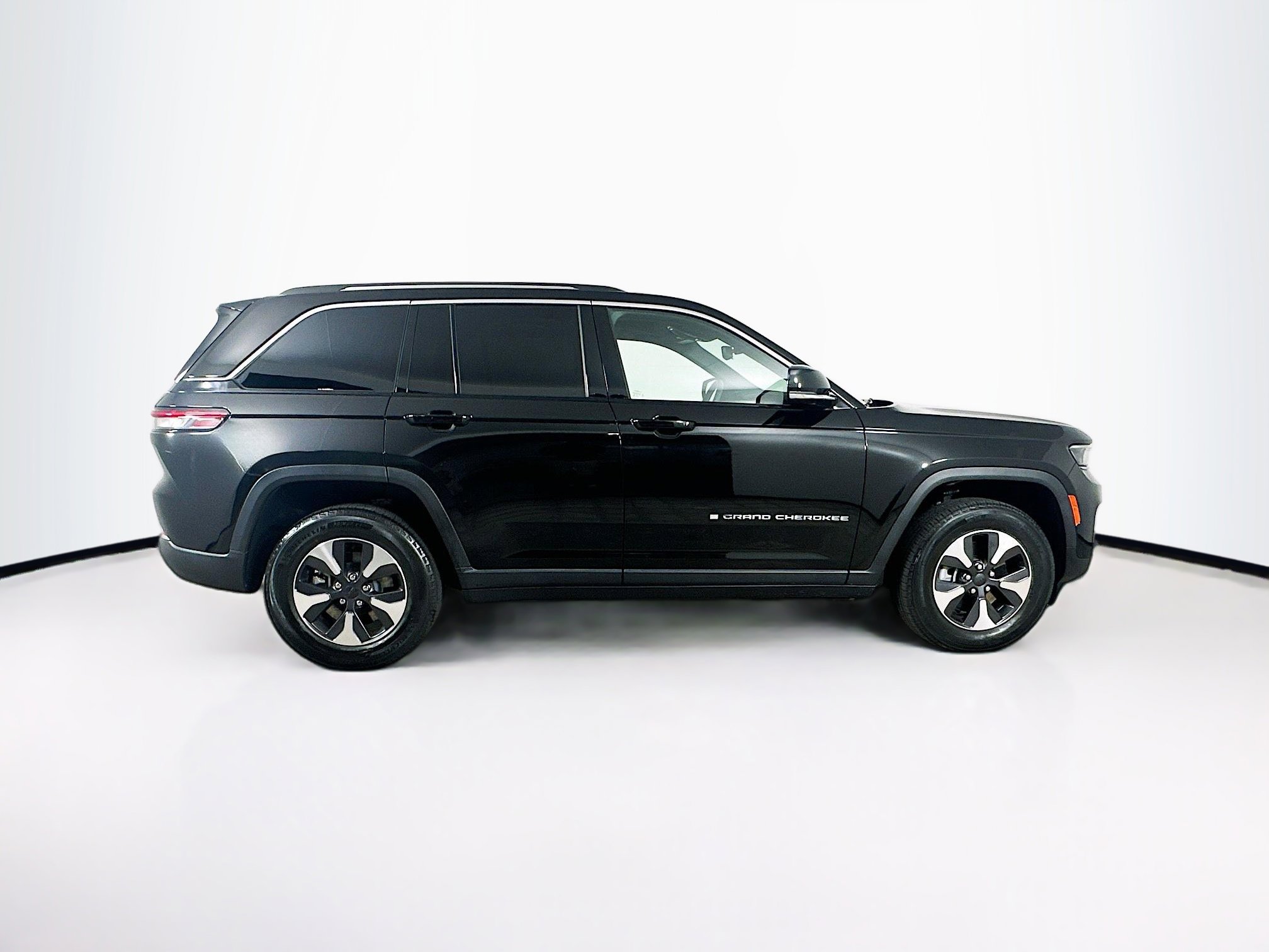 Used 2022 Jeep Grand Cherokee Limited 4xe AWD/4WD image 10