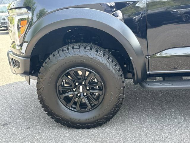 Used 2025 Ford F150 Raptor image 15