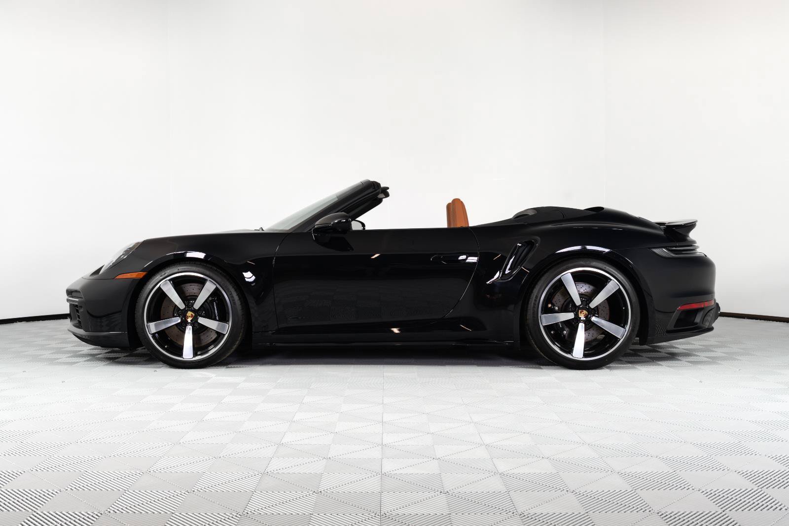 Used 2024 Porsche 911 Turbo AWD/4WD image 13