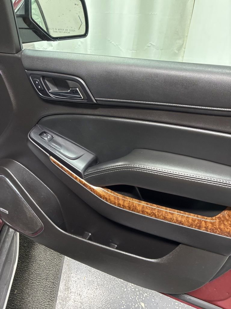 Used 2016 Chevrolet Suburban LTZ image 34