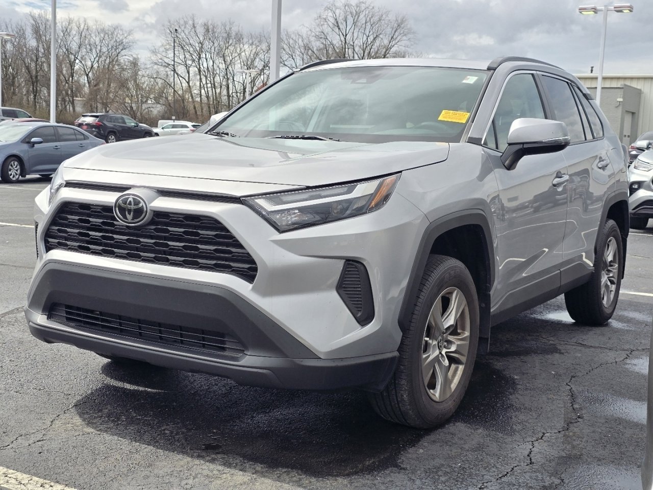 Used 2023 Toyota RAV4 XLE w/ Convenience Package image 3