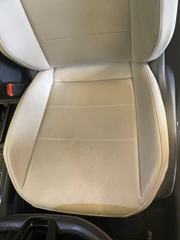 Used 2020 Volkswagen Tiguan SEL FWD image 9
