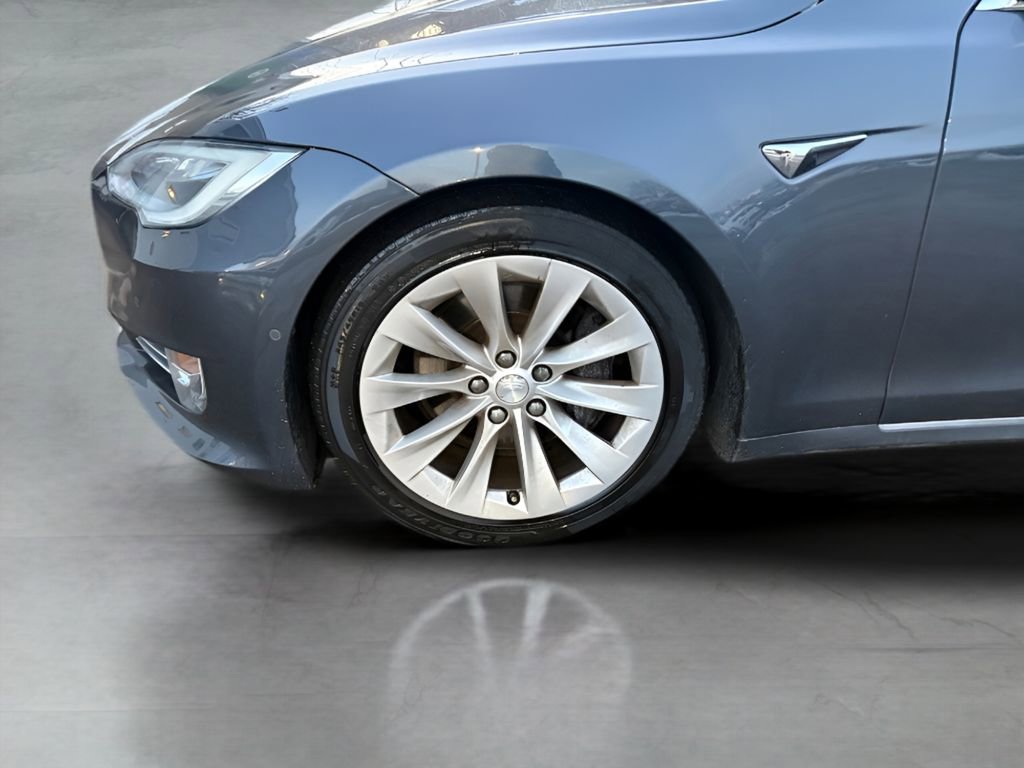 Used 2017 Tesla Model S 90D image 28