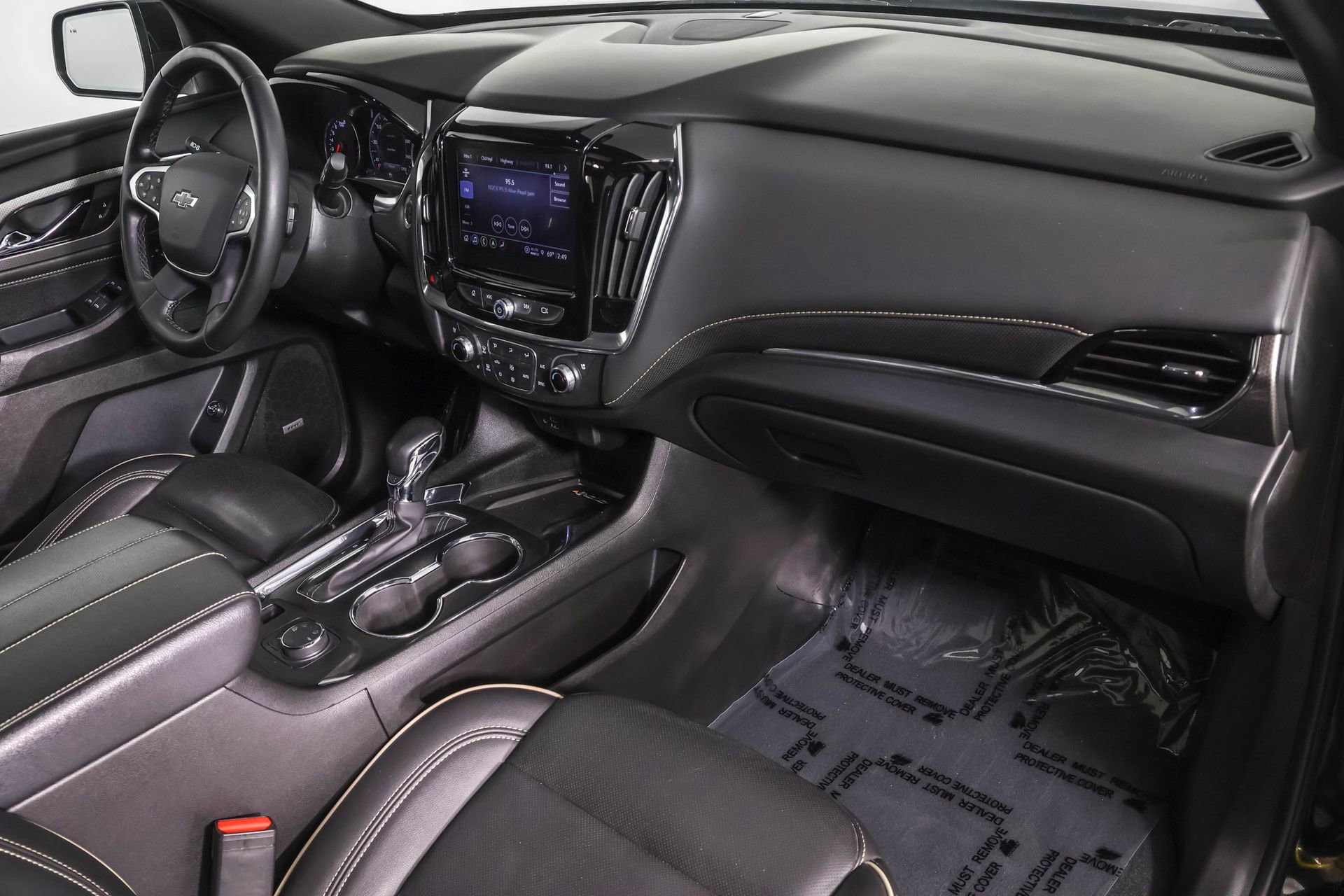 Used 2023 Chevrolet Traverse Premier w/ Redline Edition AWD/4WD image 46