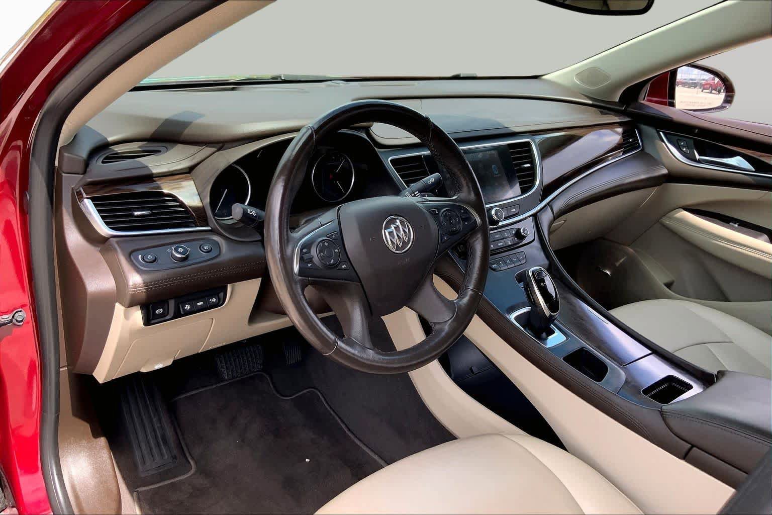 Used 2017 Buick LaCrosse Premium w/ Driver Confidence Package #2 AWD/4WD image 17