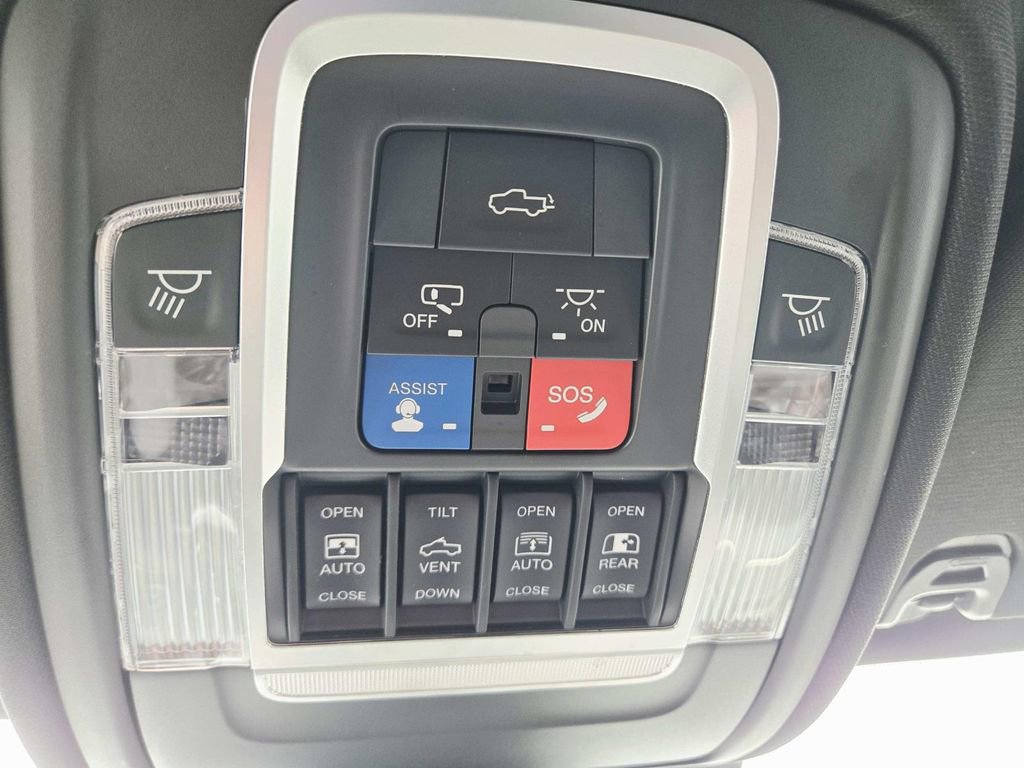 Used 2019 RAM 1500 Limited image 37