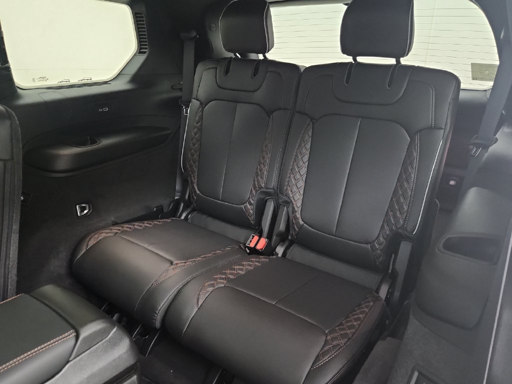 New 2027 Jeep Grand Cherokee L Summit w/ Obsidian Package AWD/4WD image 33