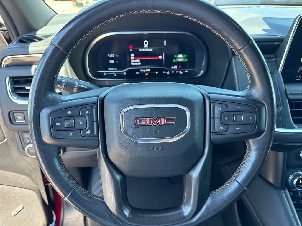Used 2023 GMC Yukon AT4 w/ AT4 Premium Package AWD/4WD image 10