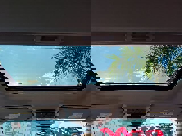 New 2025 Nissan Sentra SV w/ SV Premium Package image 12