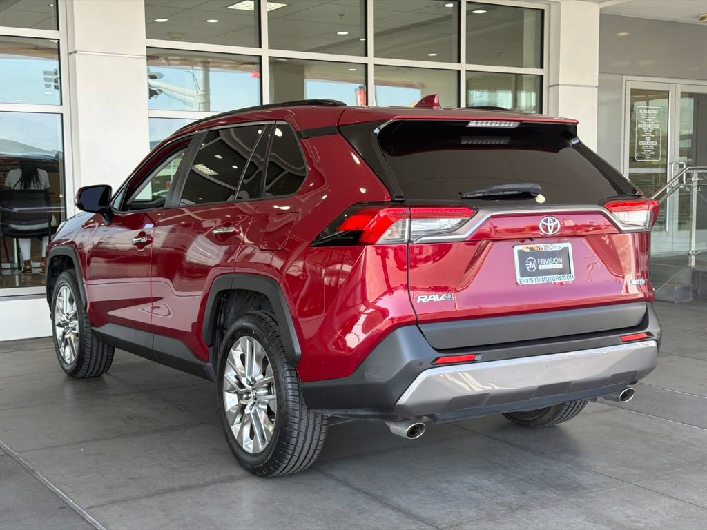 Certified 2019 Toyota RAV4 Limited w/ Carpet Mat Package FWD image 9