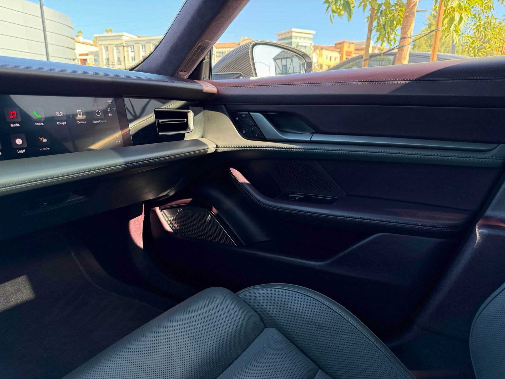 Certified 2022 Porsche Taycan Turbo S AWD/4WD image 25
