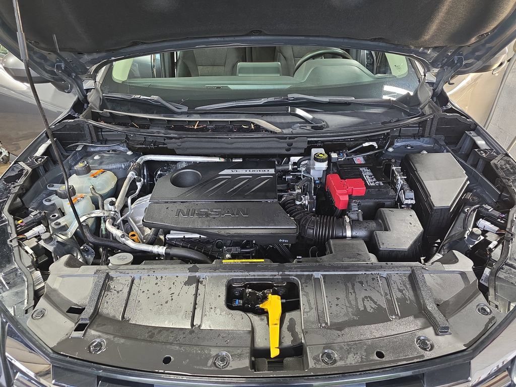 Used 2024 Nissan Rogue SV AWD/4WD image 29