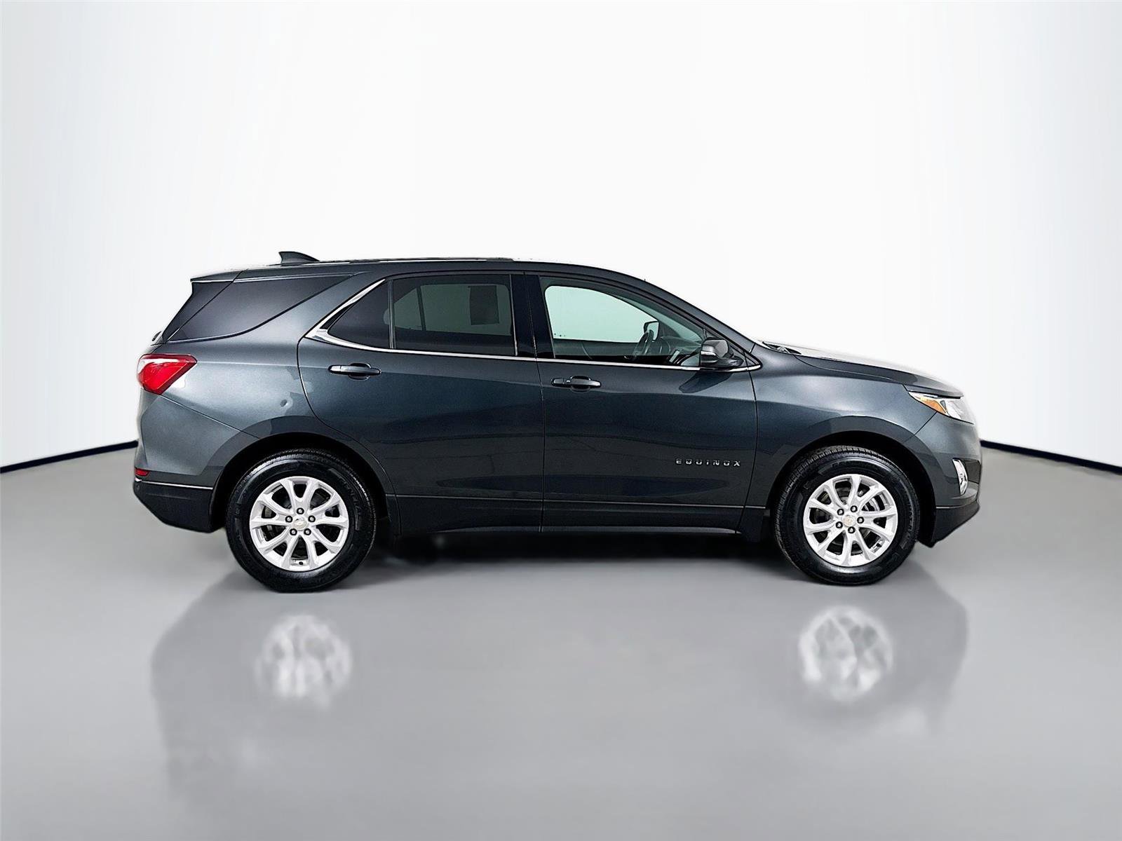 Used 2018 Chevrolet Equinox LT image 9