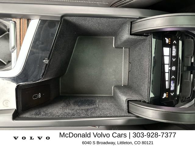 Used 2023 Volvo XC60 B5 Ultimate w/ Climate Package AWD/4WD image 20