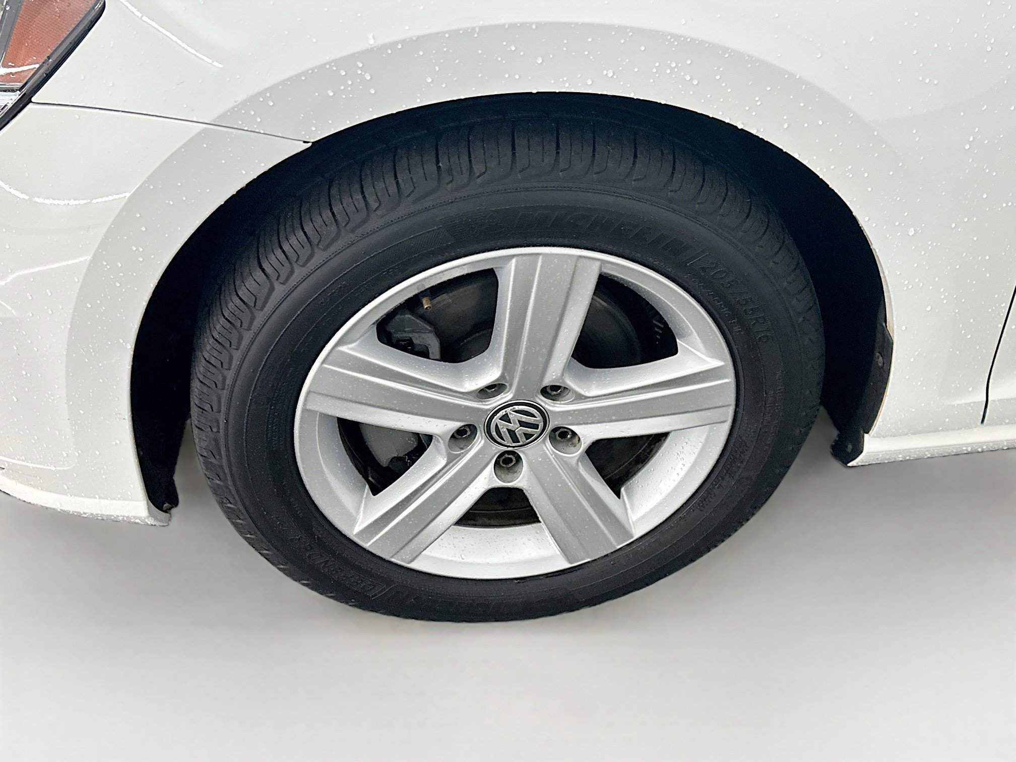 Used 2018 Volkswagen Golf SE FWD image 11