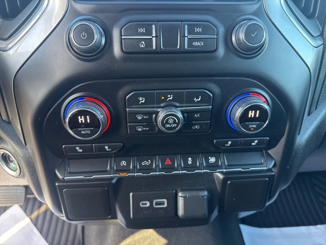 Used 2021 Chevrolet Silverado 1500 LT image 16