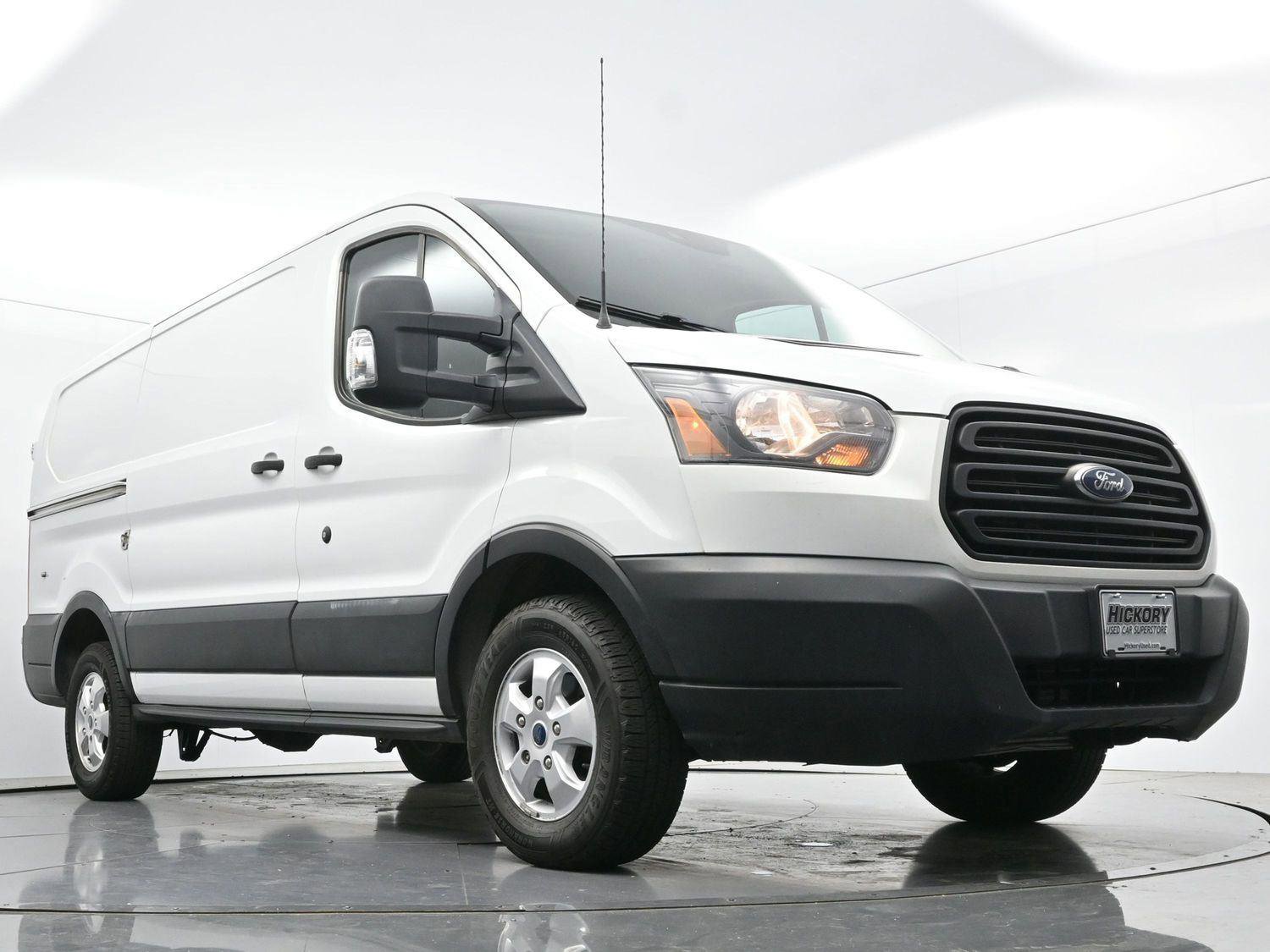 Used 2019 Ford Transit 250 130 Low Roof image 43