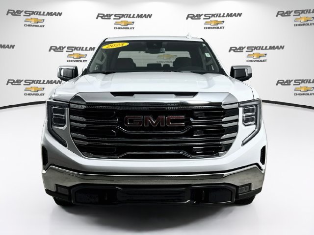 Used 2025 GMC Sierra 1500 SLT AWD/4WD image 2