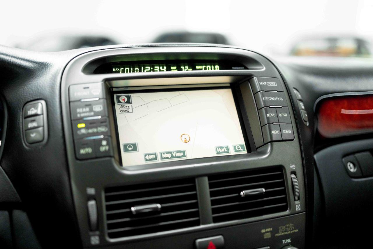 Used 2004 Lexus LS 430 RWD image 72