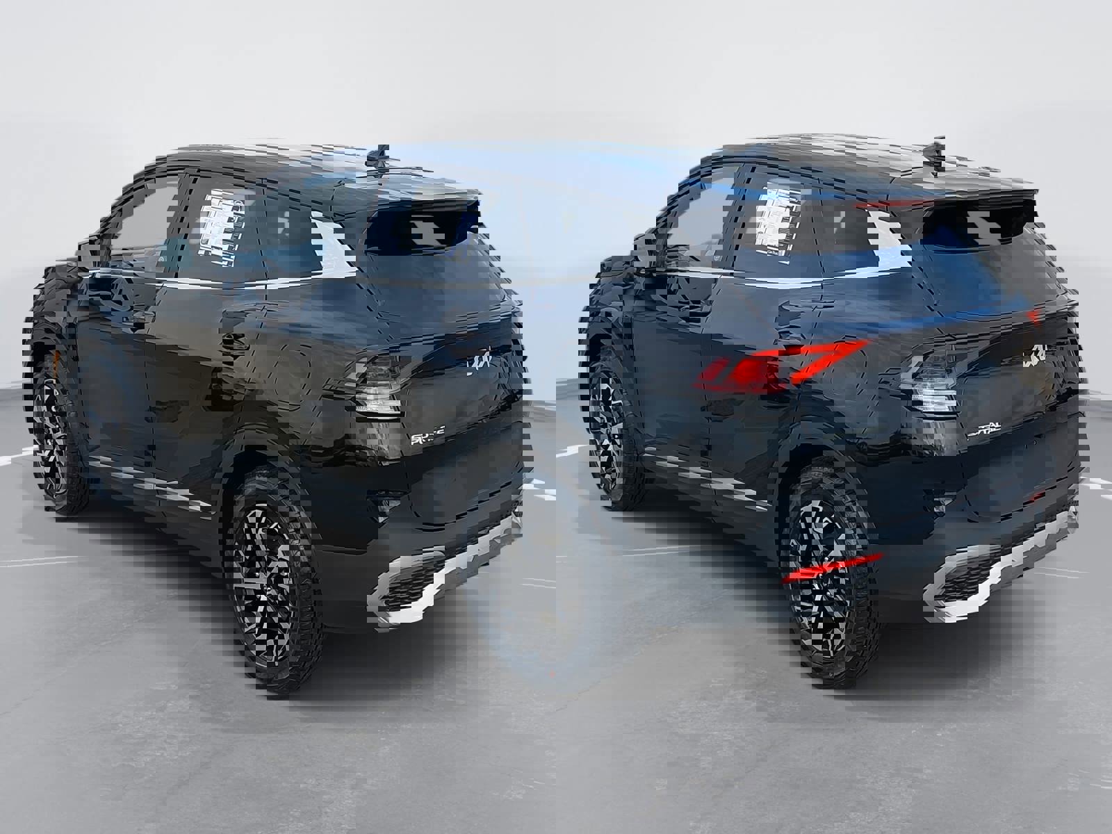 Used 2023 Kia Sportage EX image 7