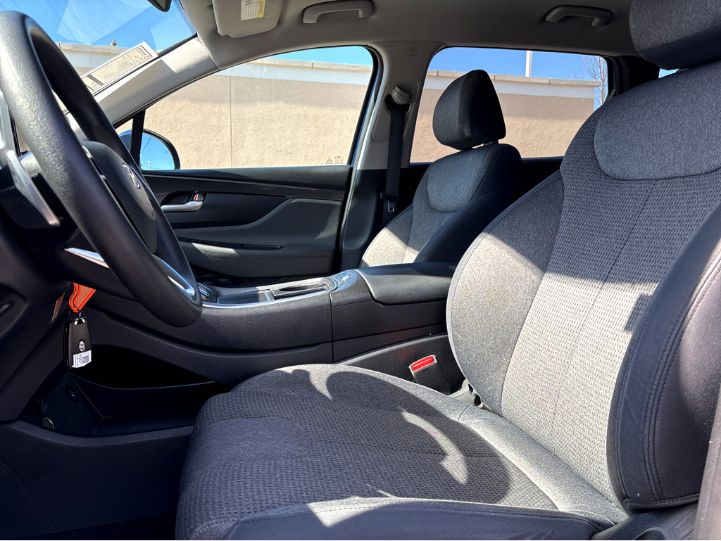Used 2023 Hyundai Santa Fe SE image 10